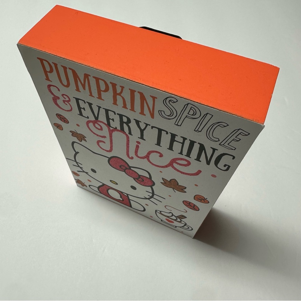 Hello Kitty Fall wall sign shelf decor - Picture 2 of 4